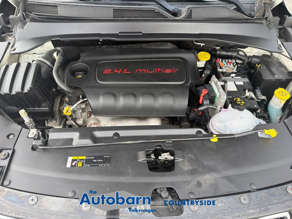 Used 2018 Jeep Compass Latitude w/ Popular Equipment Group FWD image 28