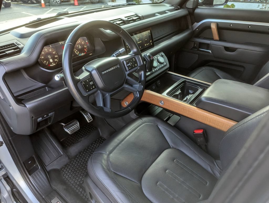 Used 2020 Land Rover Defender 110 X AWD/4WD image 15