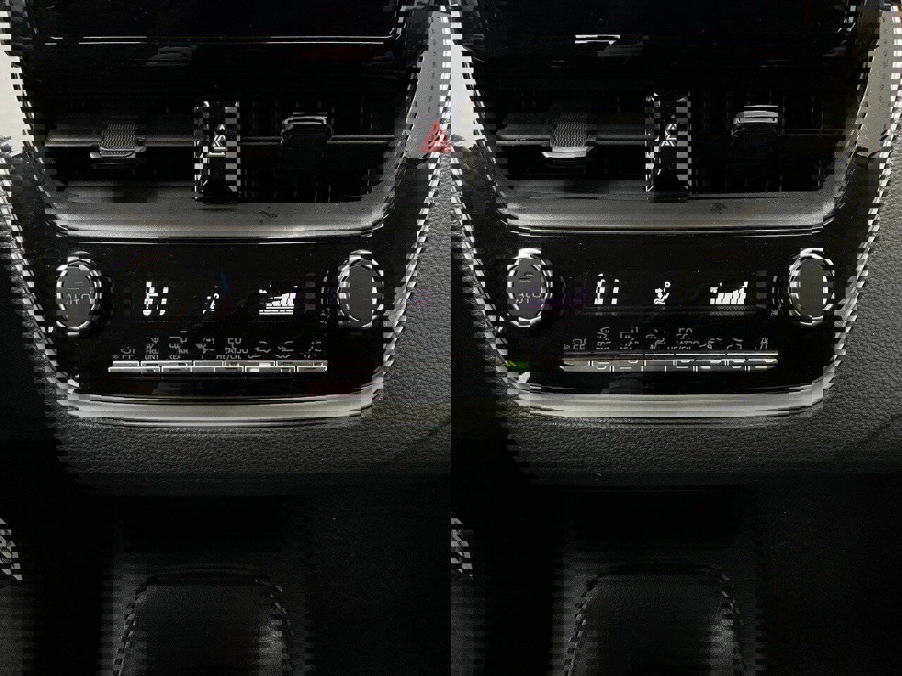 Used 2024 Toyota Corolla LE image 24