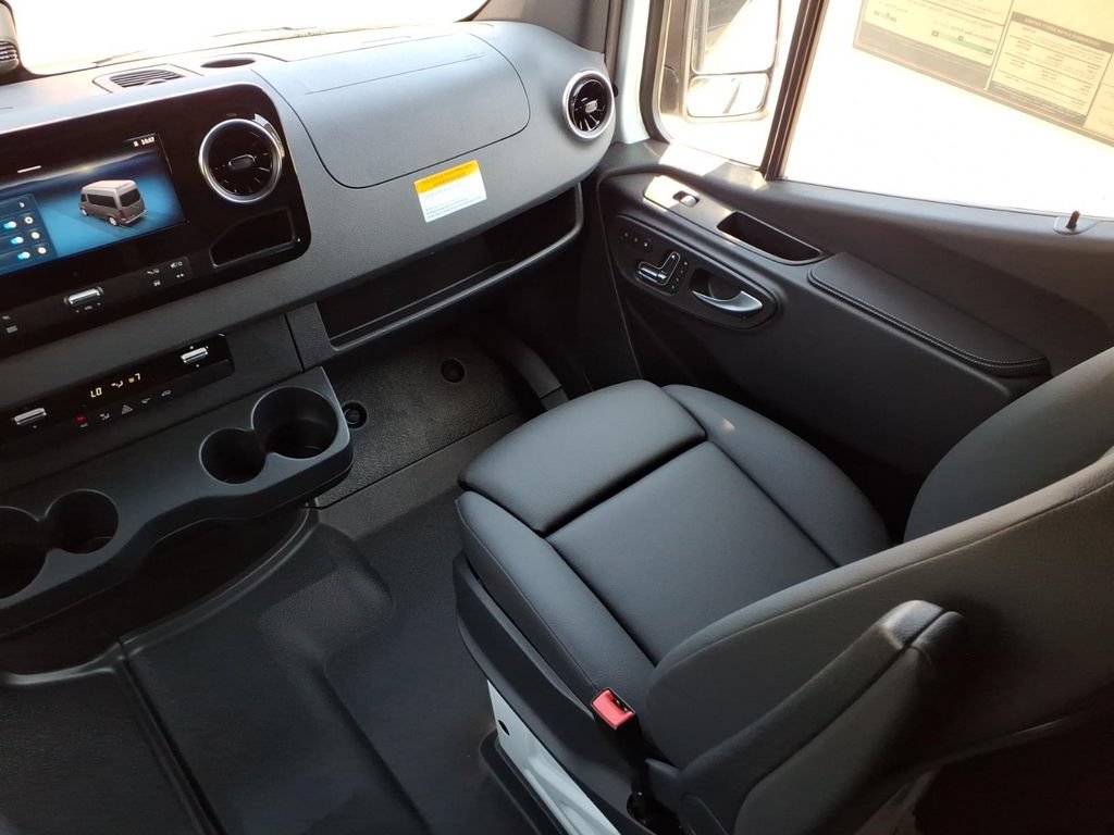 New 2026 Mercedes-Benz Sprinter 2500 image 21