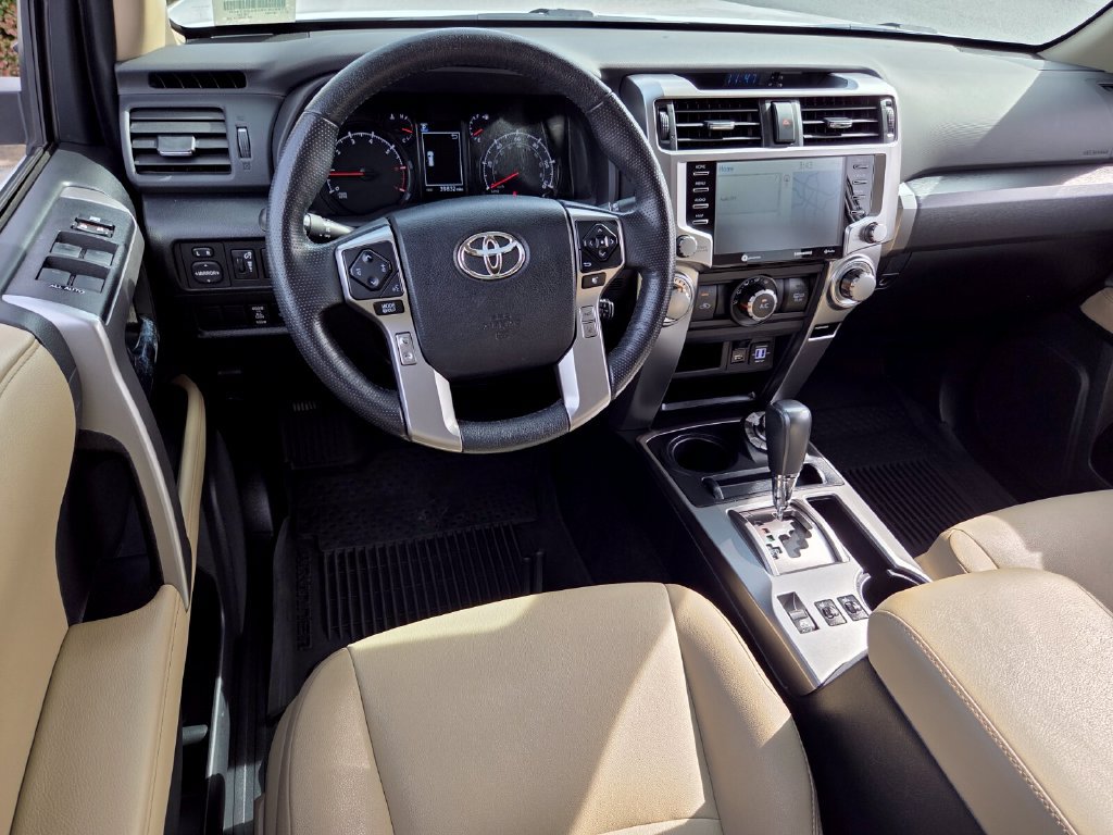 Used 2024 Toyota 4Runner SR5 Premium w/ Moonroof Package AWD/4WD image 9