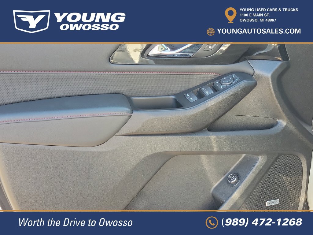 Used 2024 Chevrolet Traverse RS w/ LPO, Floor Liner Package AWD/4WD image 21