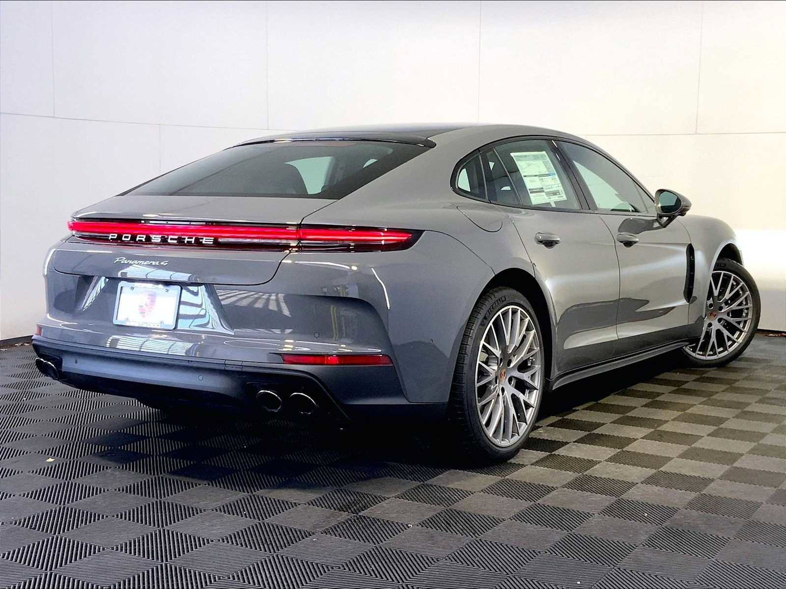 New 2026 Porsche Panamera 4 image 7