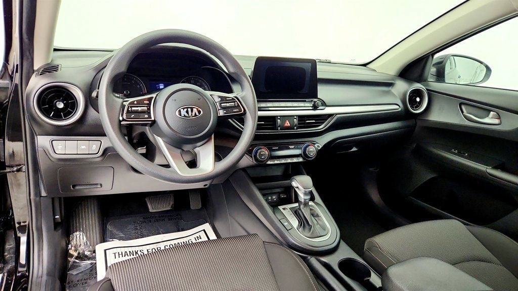 Used 2019 Kia Forte LXS FWD image 30