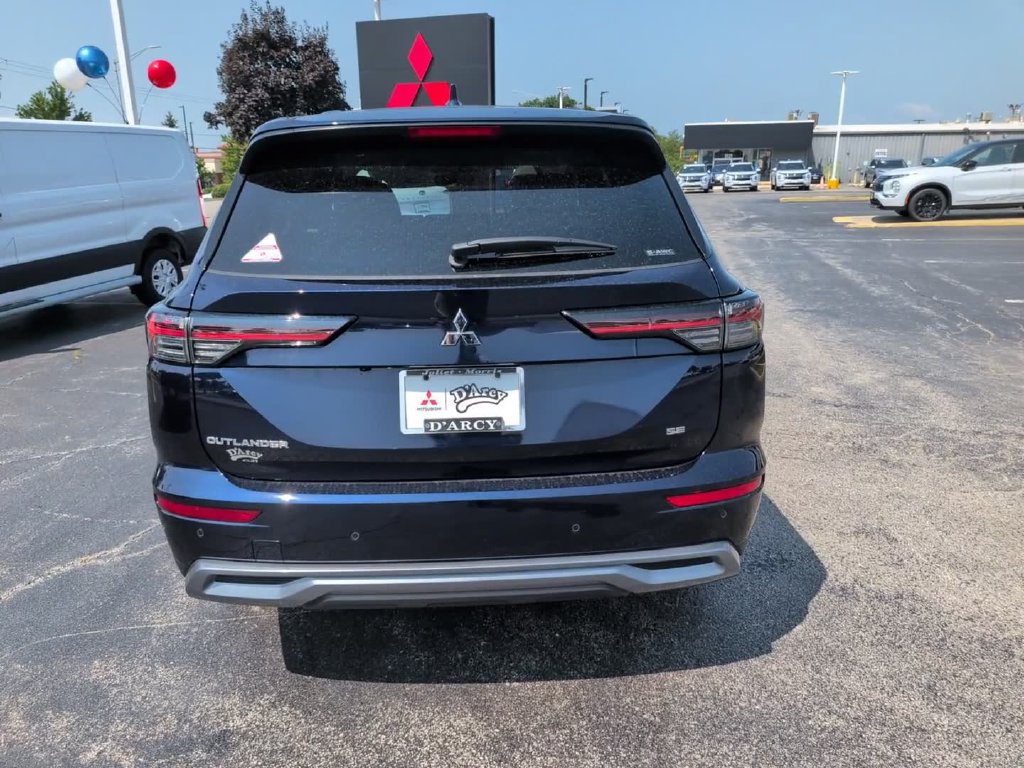 New 2026 Mitsubishi Outlander SE AWD/4WD image 6