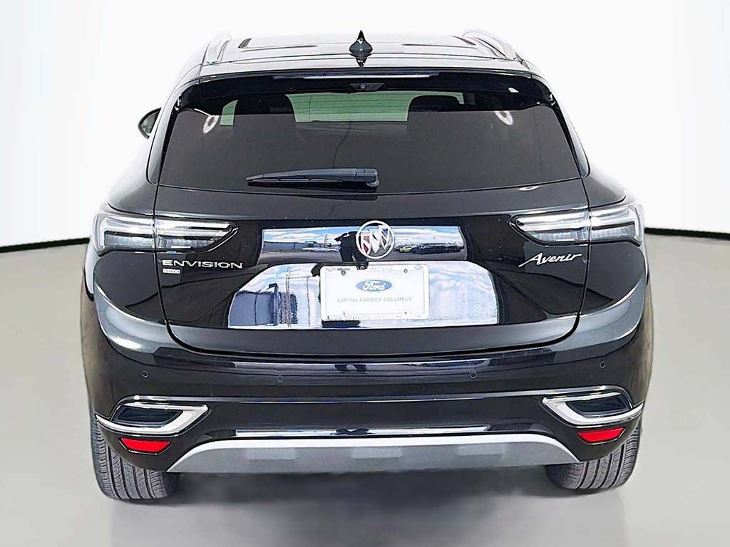 Used 2023 Buick Envision Avenir AWD/4WD image 18