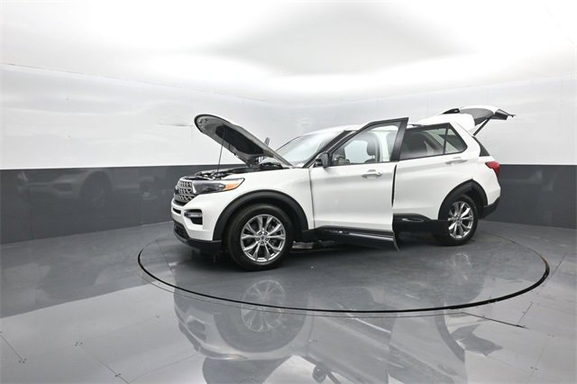 Used 2023 Ford Explorer Limited w/ Equipment Group 301A image 39