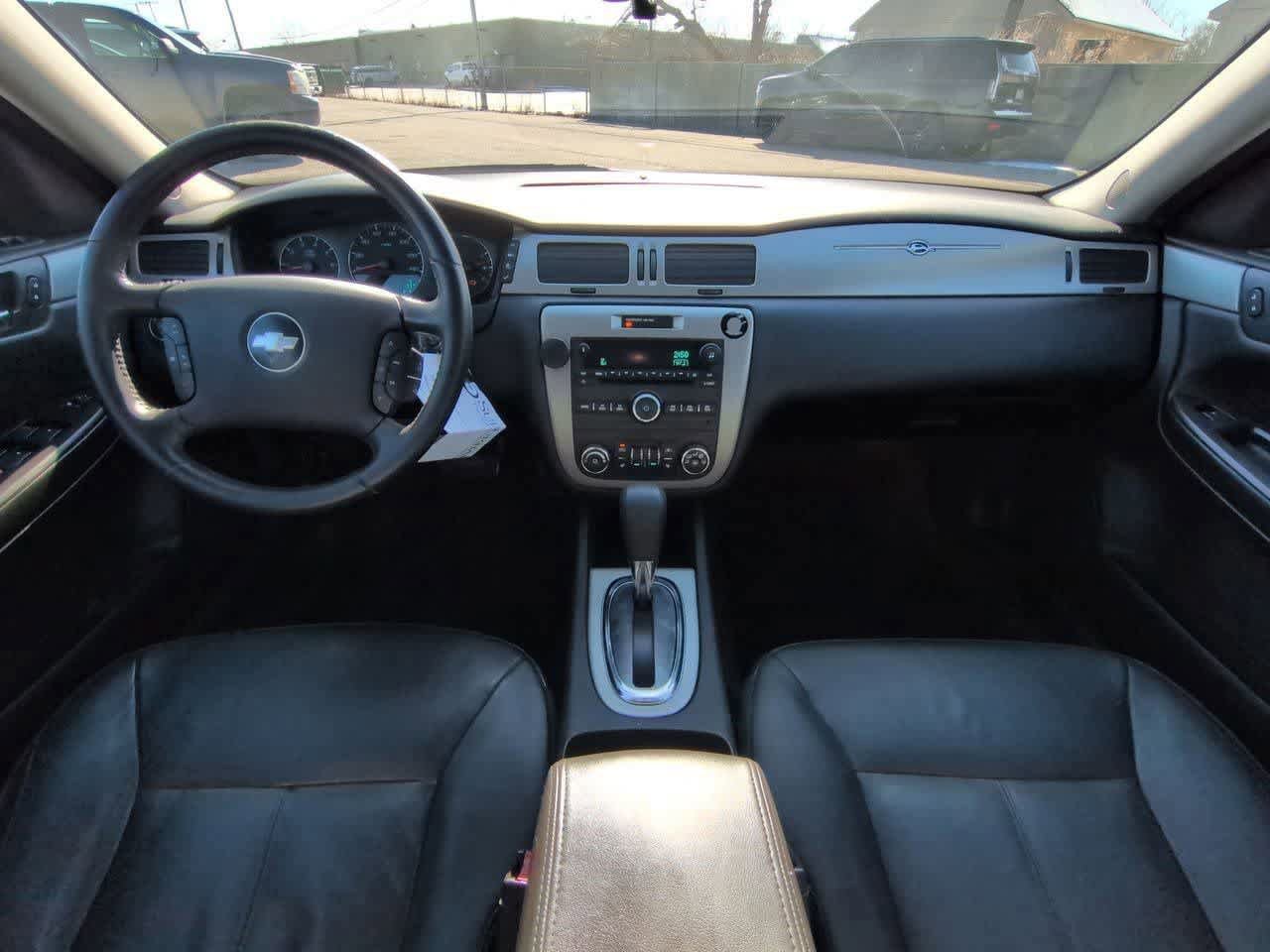 Used 2008 Chevrolet Impala LT w/ Luxury Edition Package image 15