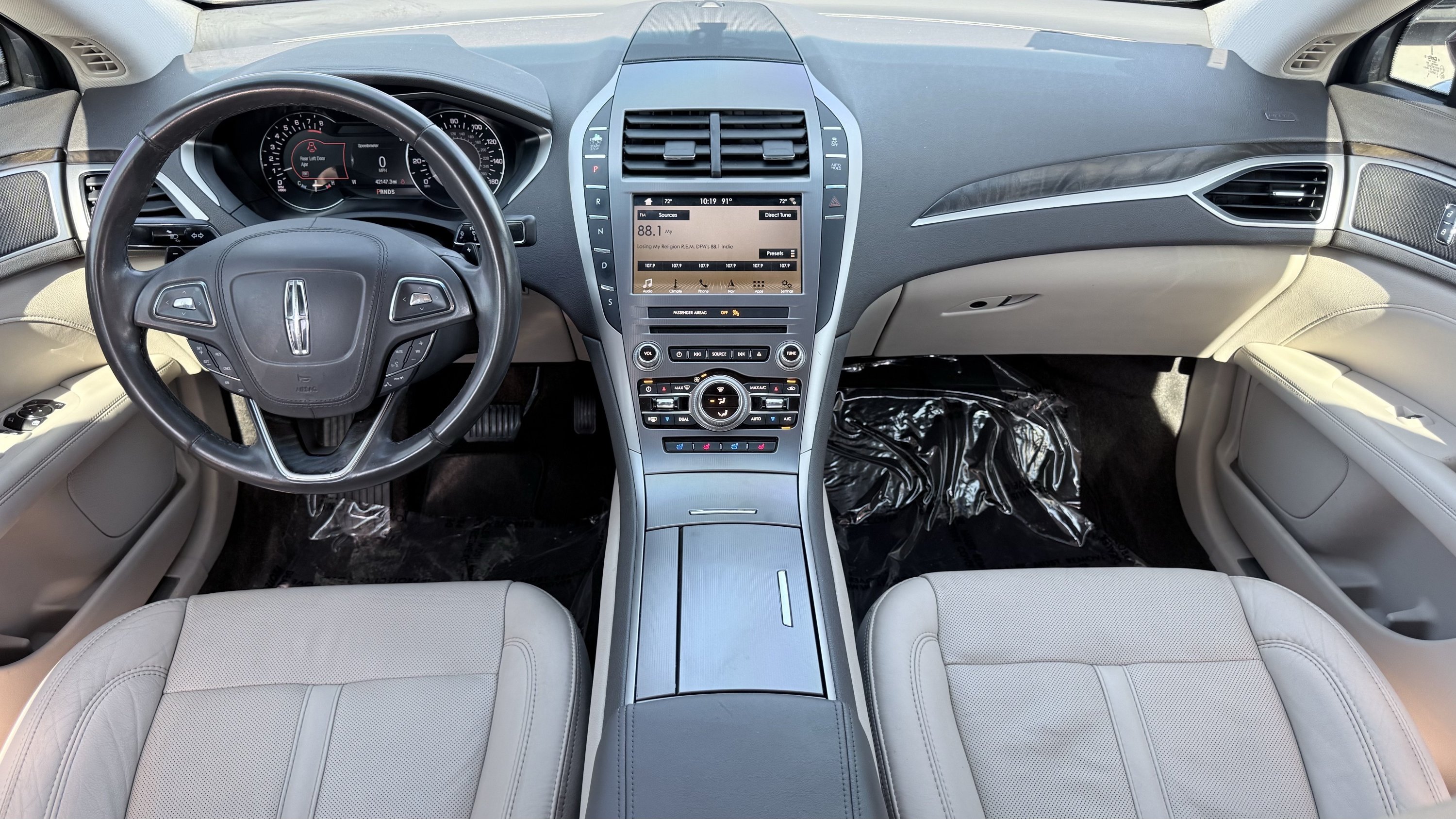 Used 2017 Lincoln MKZ Reserve FWD image 40