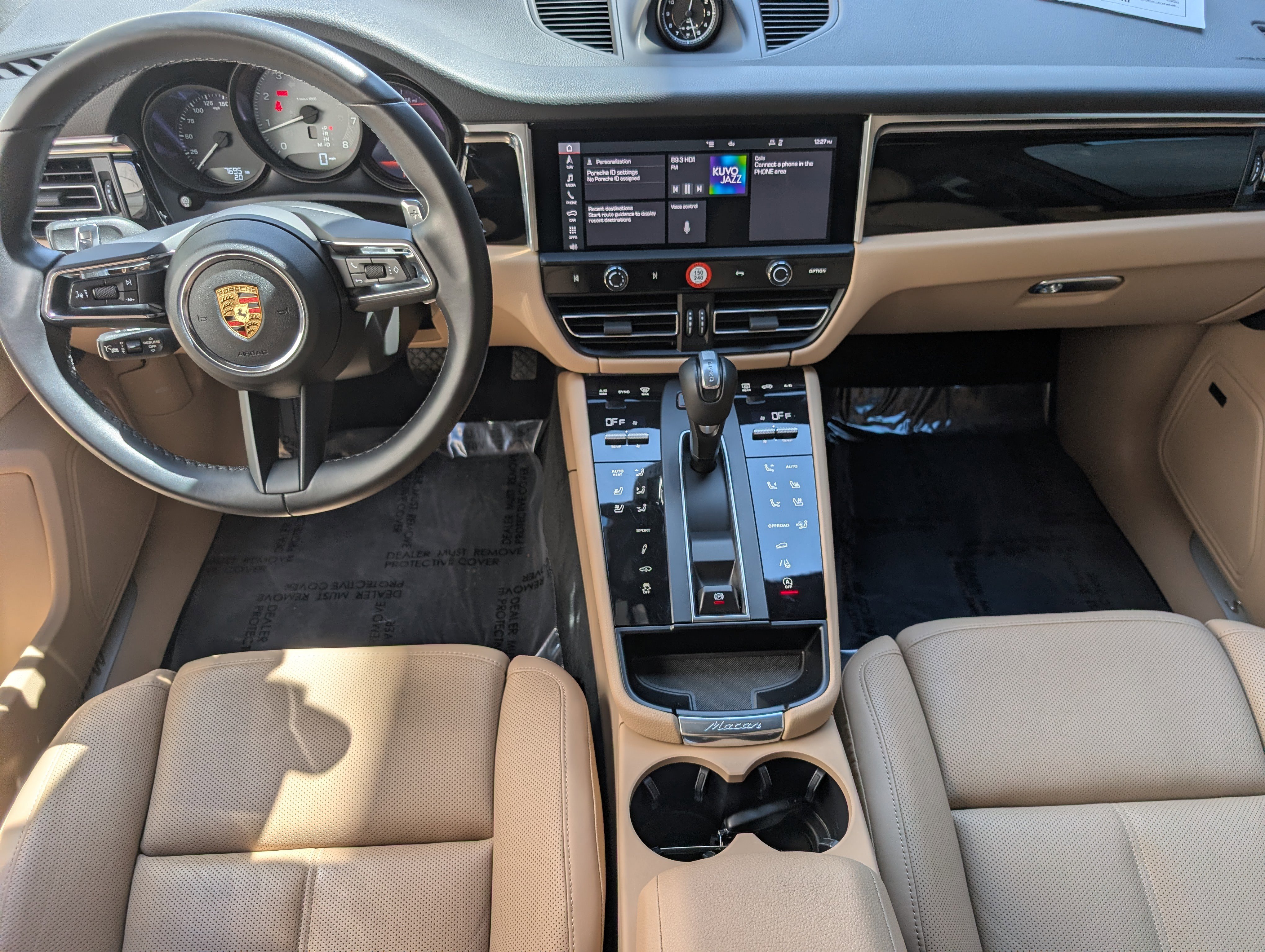 Certified 2024 Porsche Macan S image 7