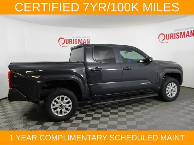 Used 2025 Toyota Tacoma SR5 AWD/4WD image 9