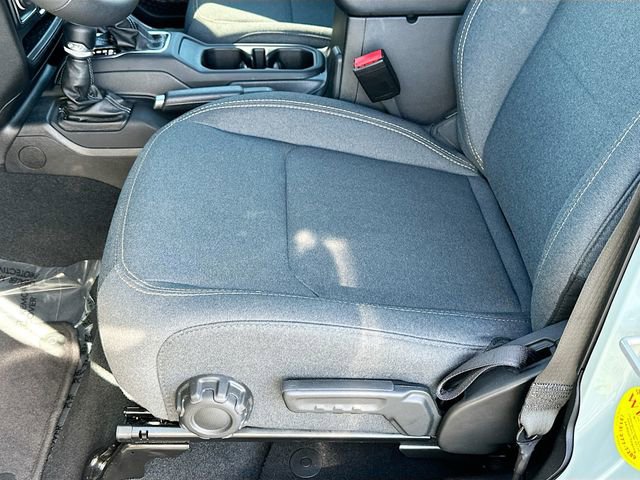 Used 2024 Jeep Wrangler Sport S image 18