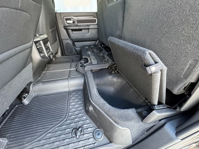 New 2026 RAM 2500 Big Horn AWD/4WD image 37