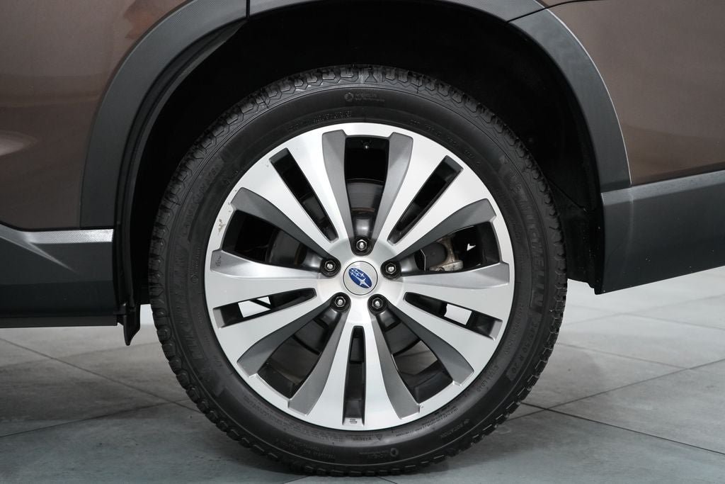 Used 2019 Subaru Ascent Limited AWD/4WD image 38