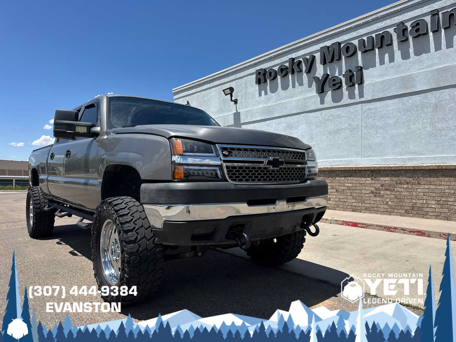 Used 2007 Chevrolet Silverado 2500 LT w/ Heavy-Duty Power Package AWD/4WD image 1