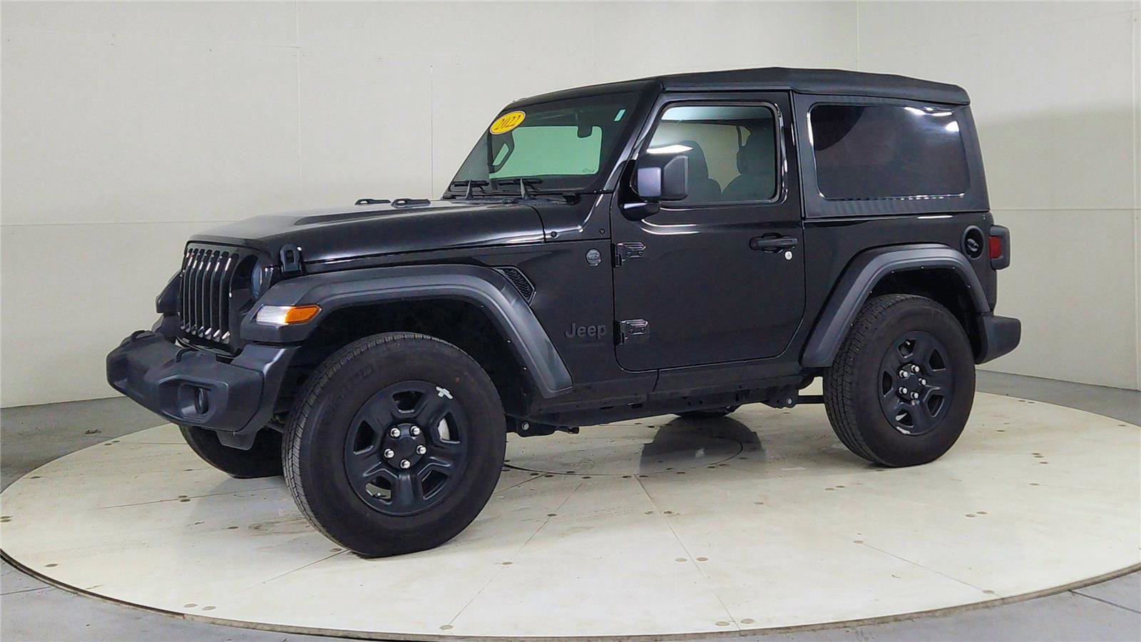 Used 2022 Jeep Wrangler Sport image 3
