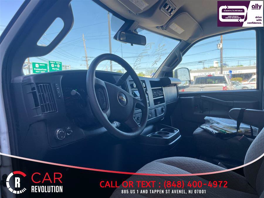 Used 2024 Chevrolet Express 3500 LT w/ LT Preferred Equipment Group RWD image 14