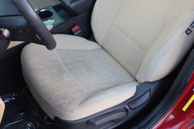 Used 2011 Hyundai Sonata GLS FWD image 25