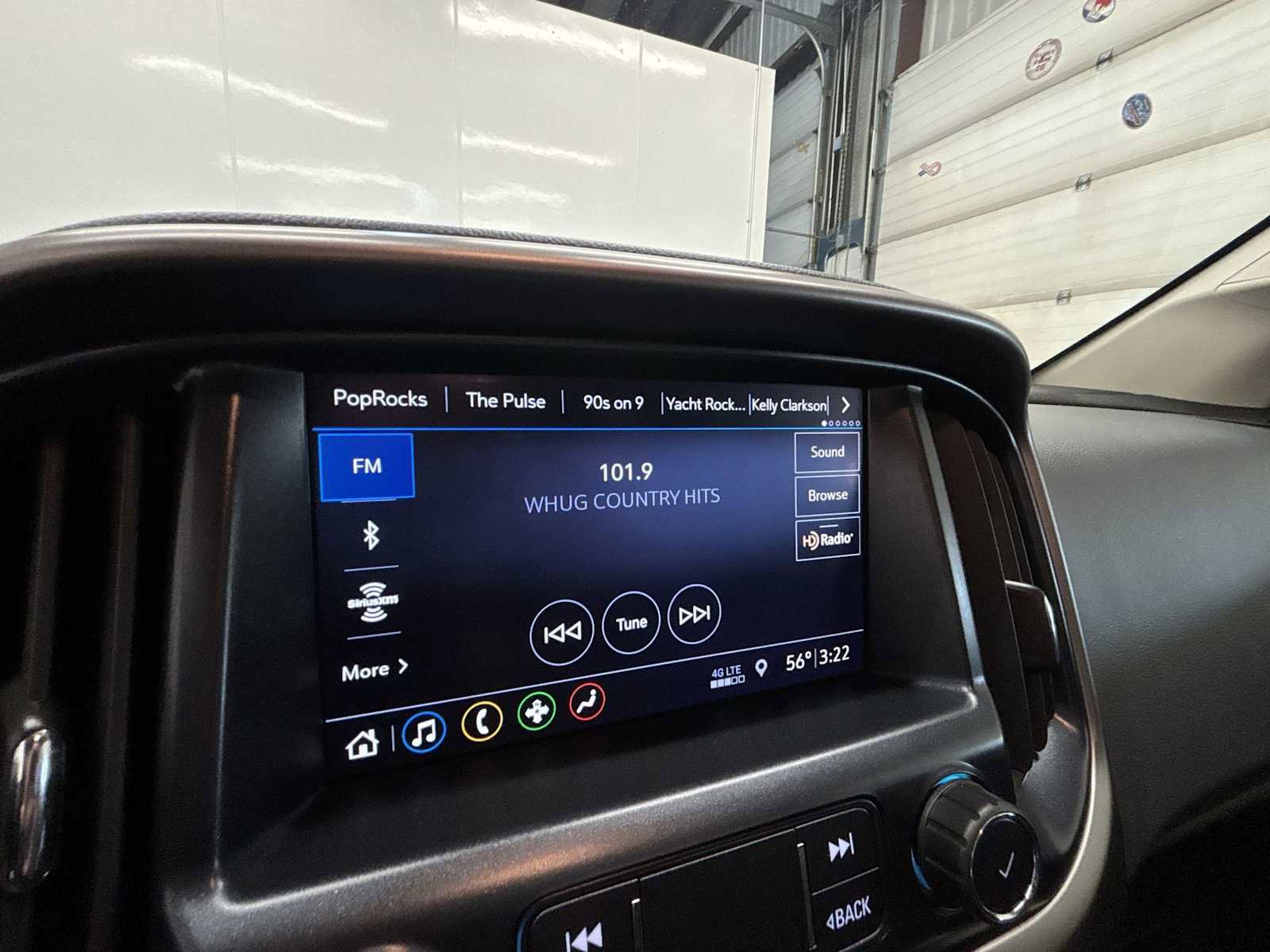Used 2019 Chevrolet Colorado Z71 AWD/4WD image 12