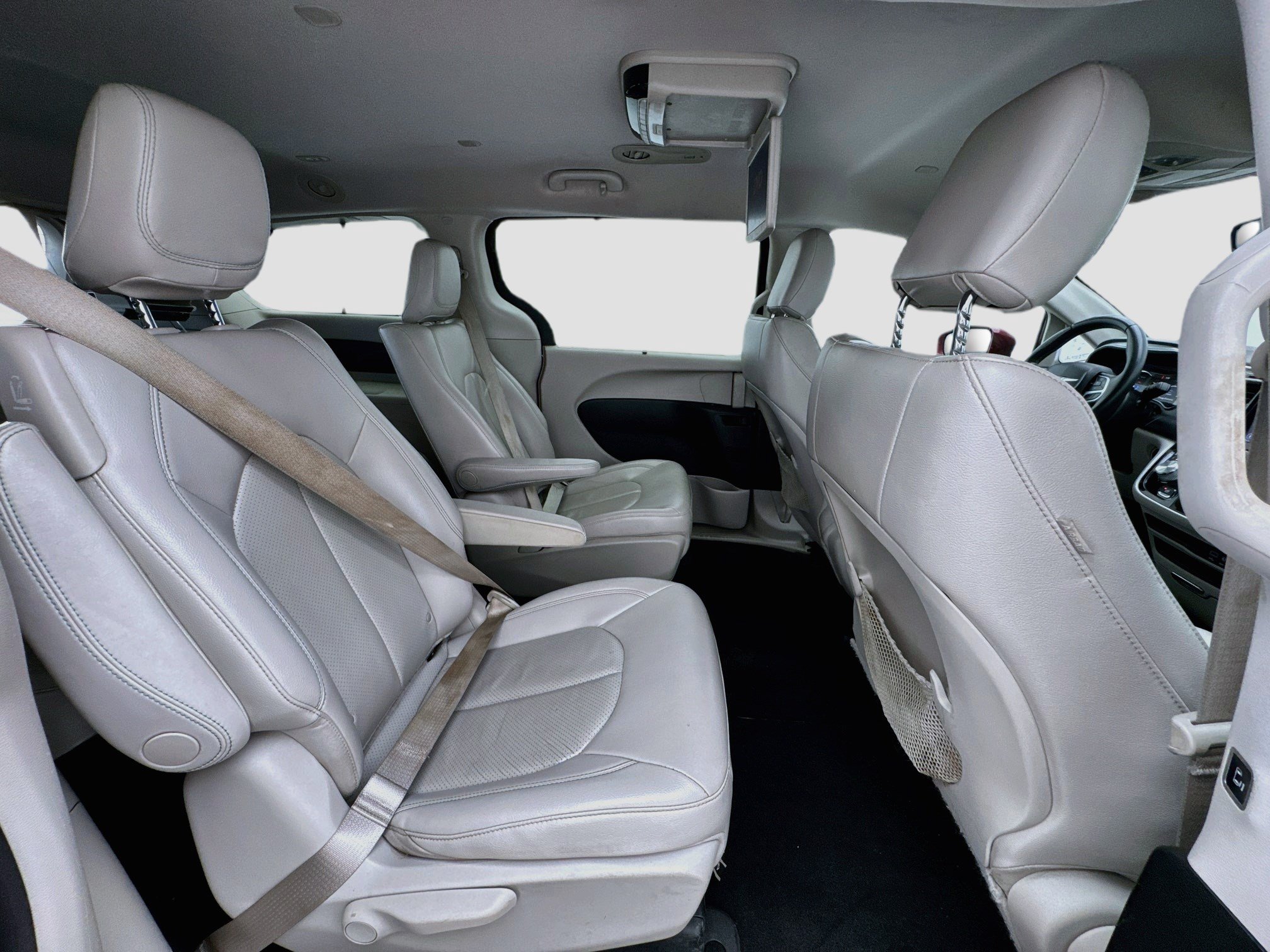 Used 2018 Chrysler Pacifica Touring-L FWD image 20