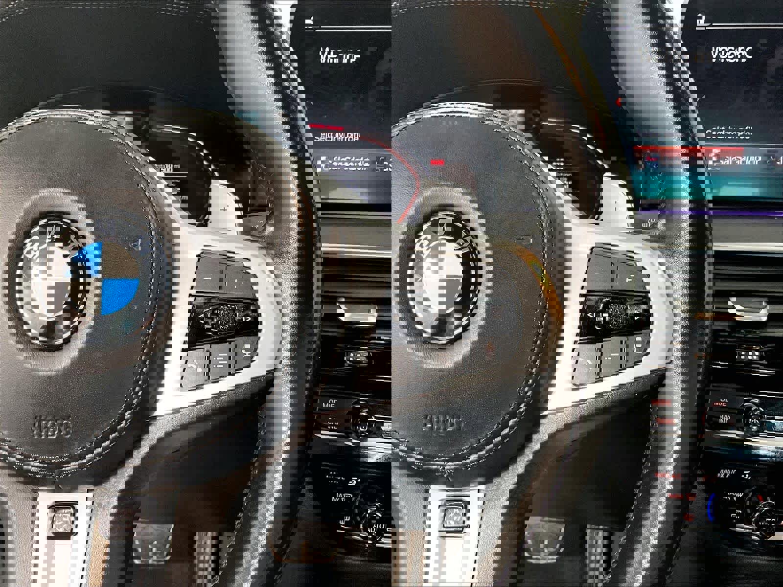 Used 2022 BMW M550i xDrive w/ Executive Package image 24