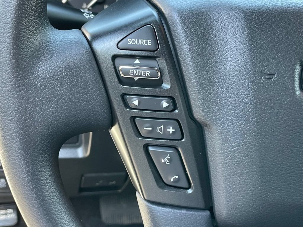 Certified 2023 Nissan Frontier SV AWD/4WD image 14