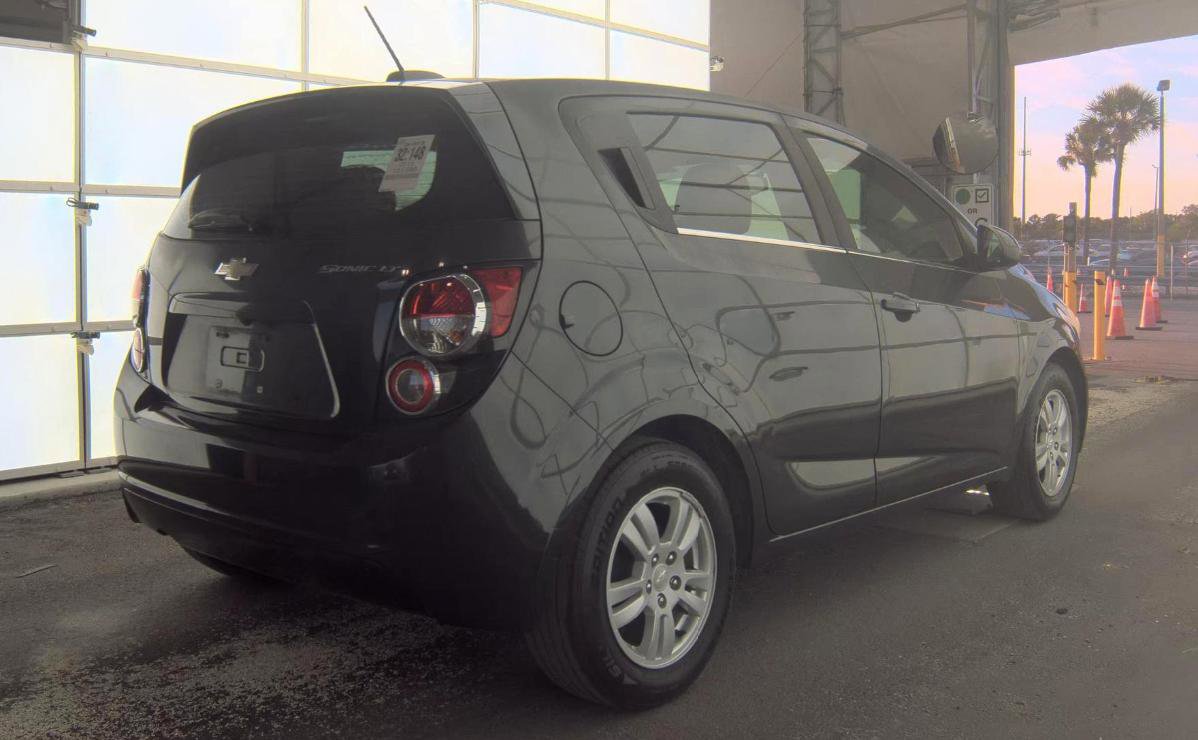 Used 2015 Chevrolet Sonic LT FWD image 4
