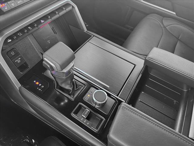 Certified 2025 Toyota Sequoia Platinum image 17