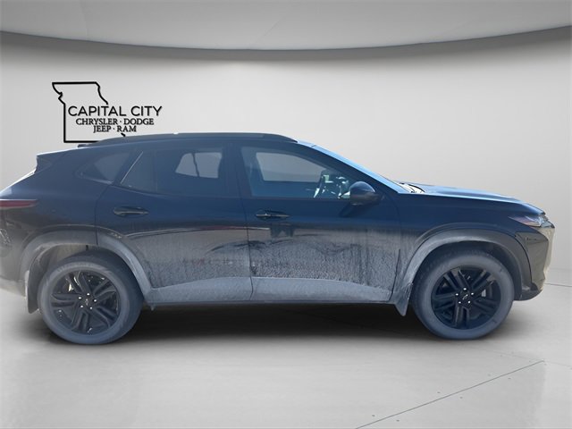 Used 2025 Chevrolet Trax ACTIV w/ Driver Confidence Package image 9