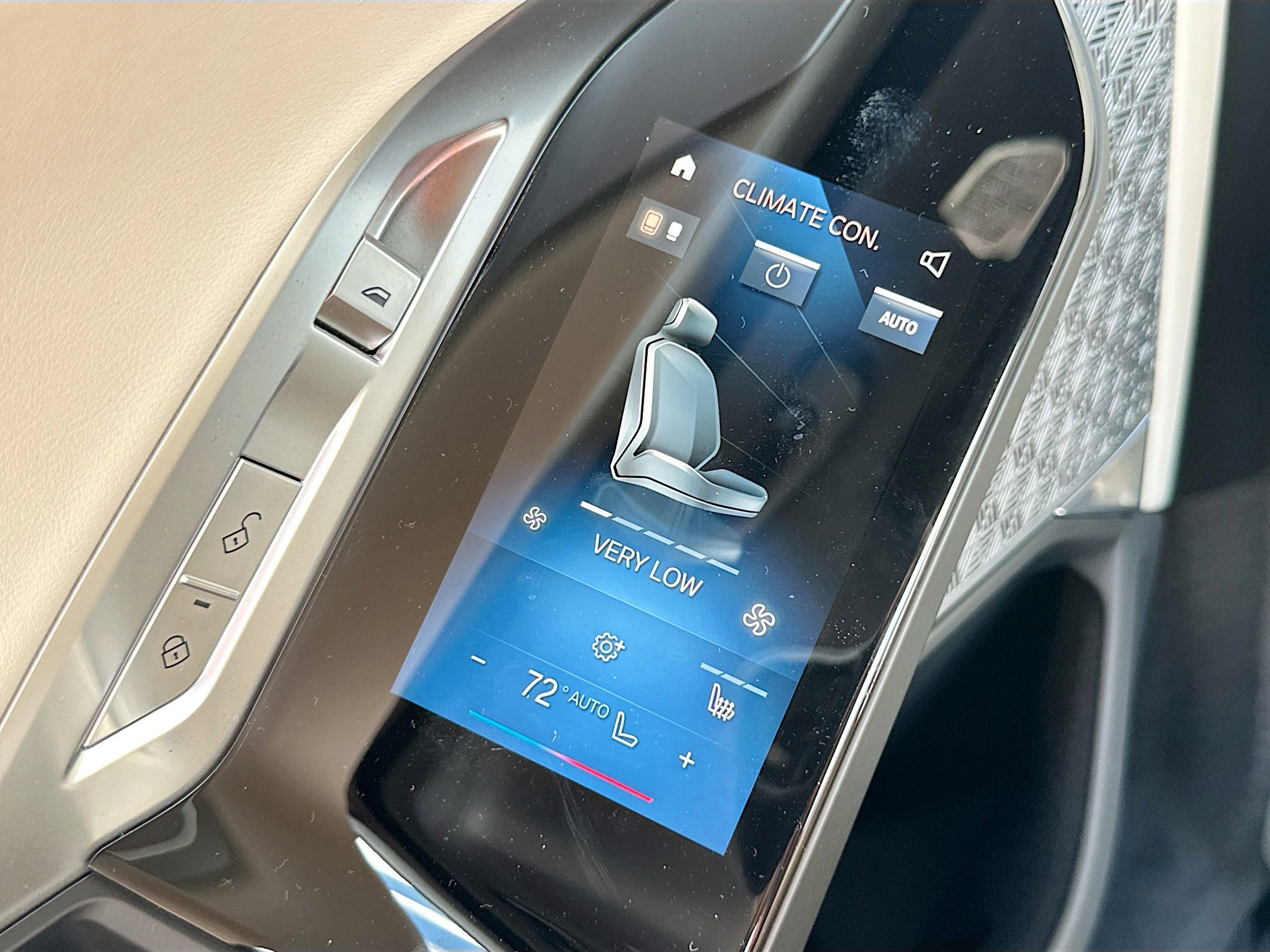 New 2026 BMW 740i w/ Premium Package image 21