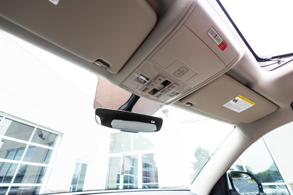 Used 2021 Volkswagen Atlas SE w/ Panoramic Sunroof Package FWD image 37