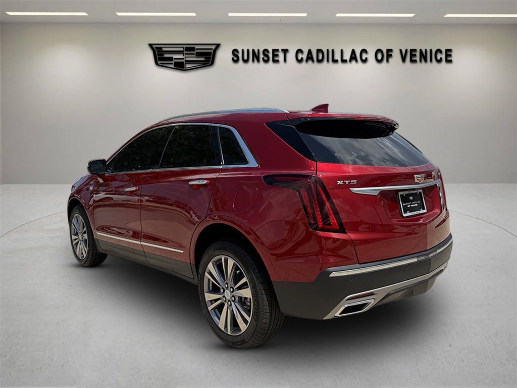 New 2026 Cadillac XT5 Premium Luxury w/ Driver Assist Package FWD image 5