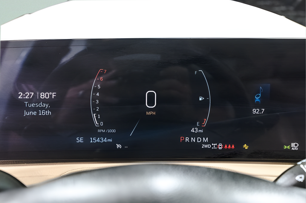 Used 2024 Cadillac XT4 Premium Luxury AWD/4WD image 12