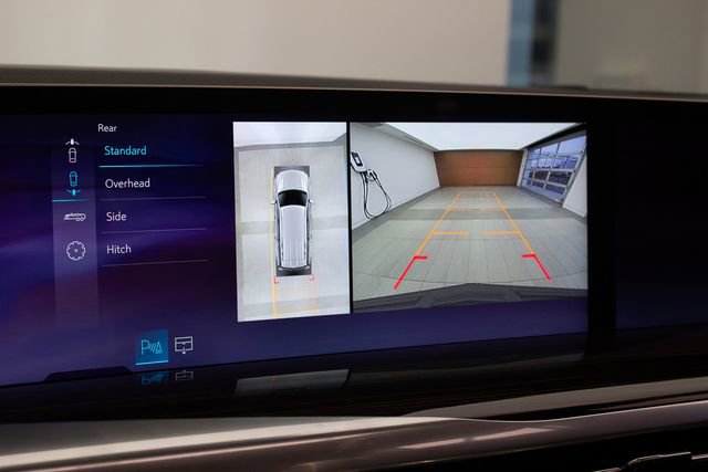 Certified 2025 Cadillac Escalade Premium Luxury w/ Touring Package image 31