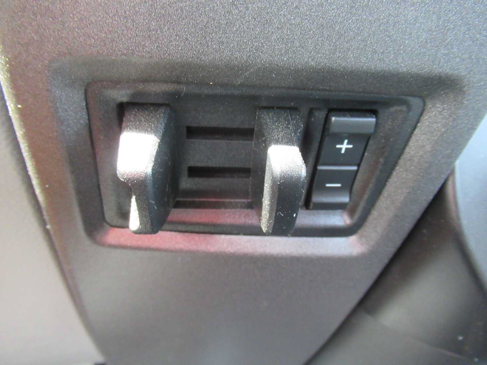Used 2022 Ford F250 XL w/ Power Equipment Group RWD image 20
