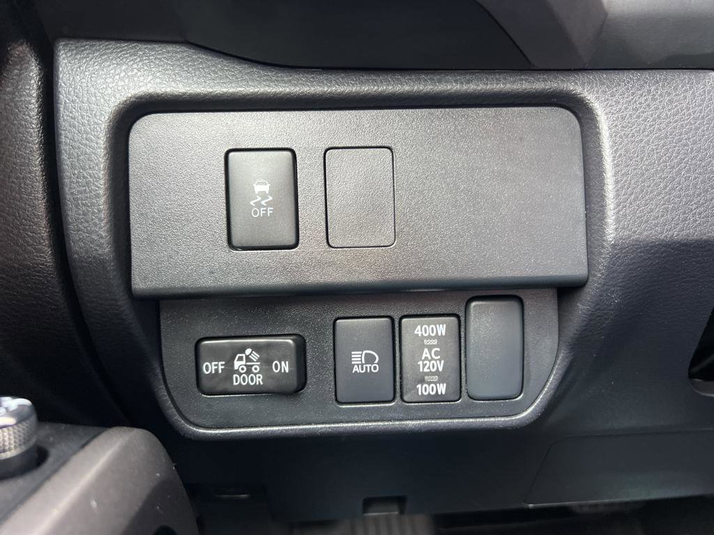 Used 2023 Toyota Tacoma TRD Off-Road image 20
