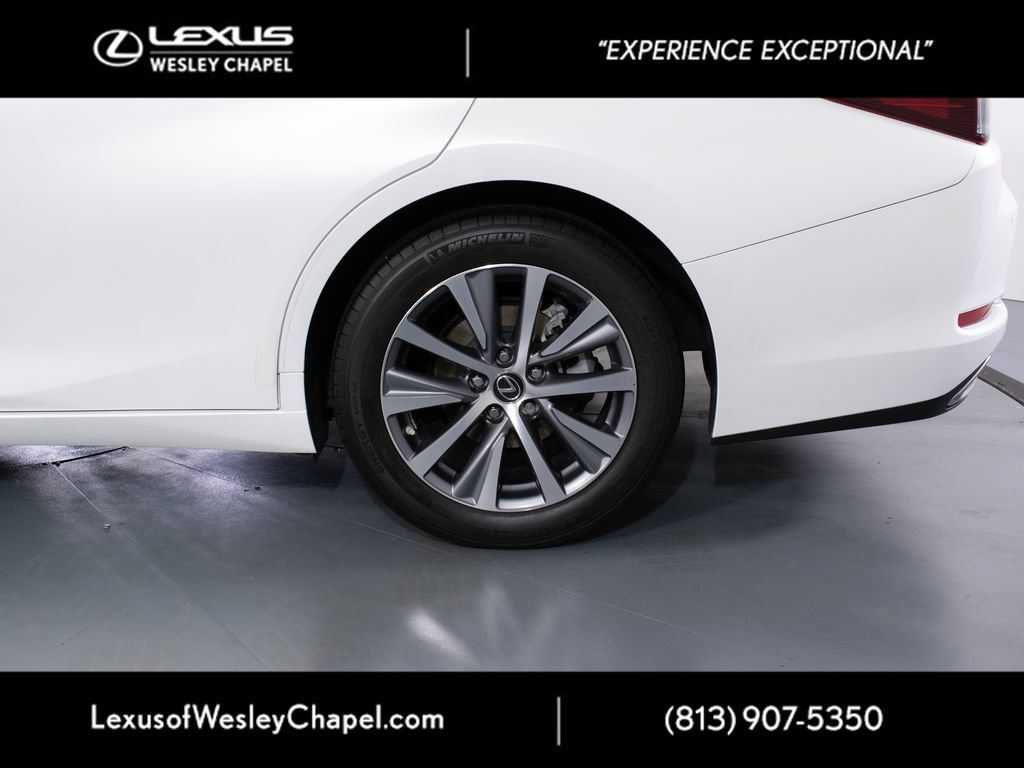 Used 2021 Lexus ES 350 w/ Premium Package FWD image 11