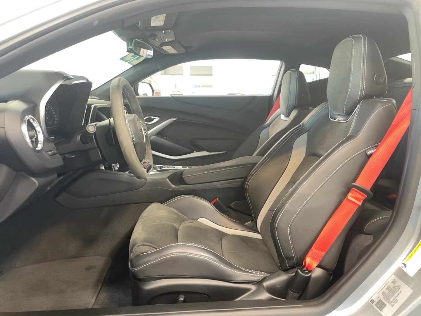 Used 2023 Chevrolet Camaro SS RWD image 7