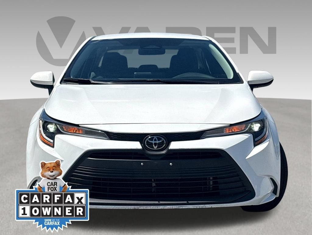 Used 2024 Toyota Corolla LE FWD image 2