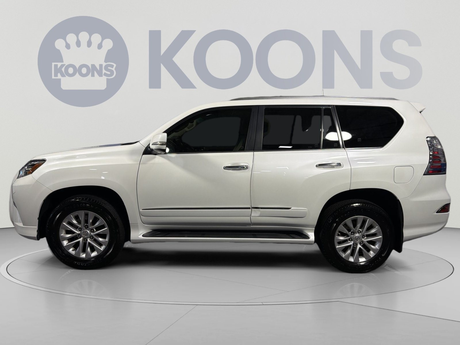 Used 2019 Lexus GX 460 Premium w/ Premium Package AWD/4WD image 2