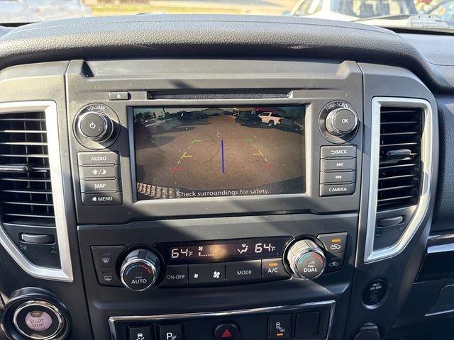 Used 2019 Nissan Titan SV w/ SV Convenience Package image 17