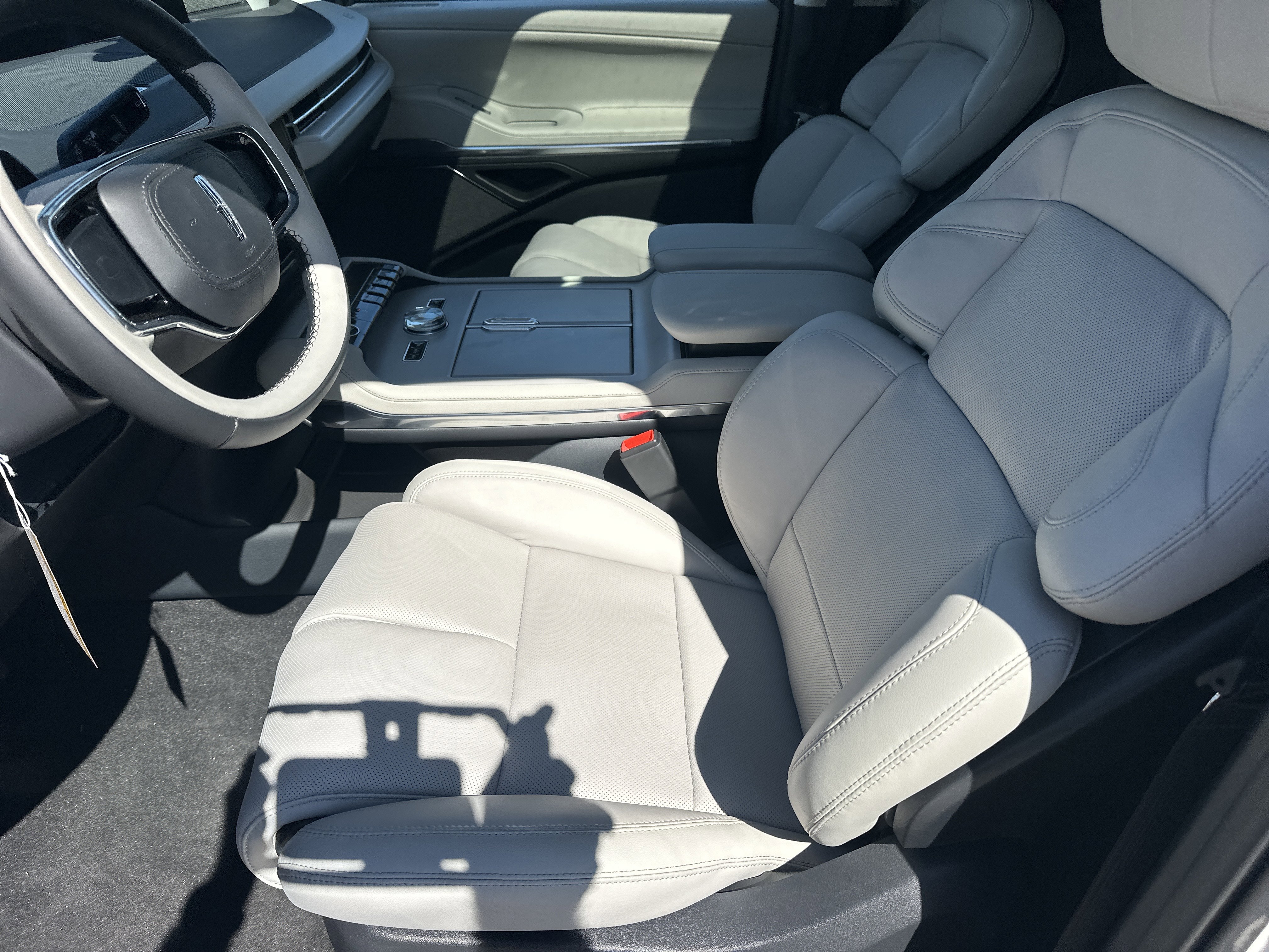 New 2026 Lincoln Navigator Reserve AWD/4WD image 20