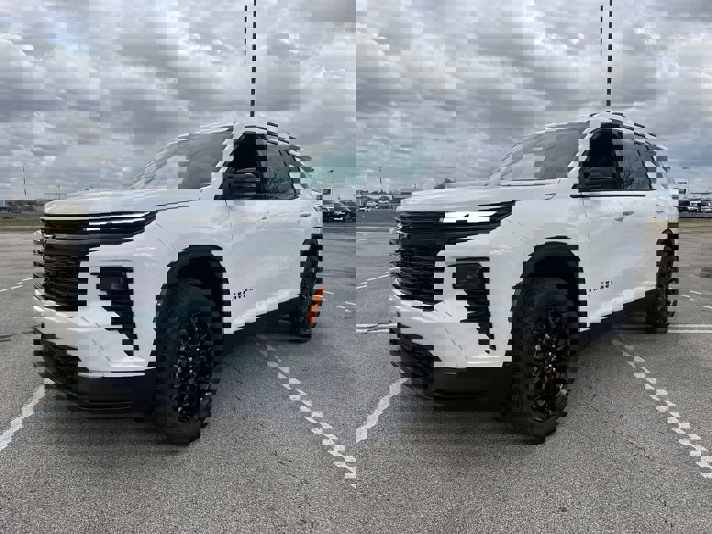 New 2026 Chevrolet Traverse LT w/ Midnight/Sport Edition image 2