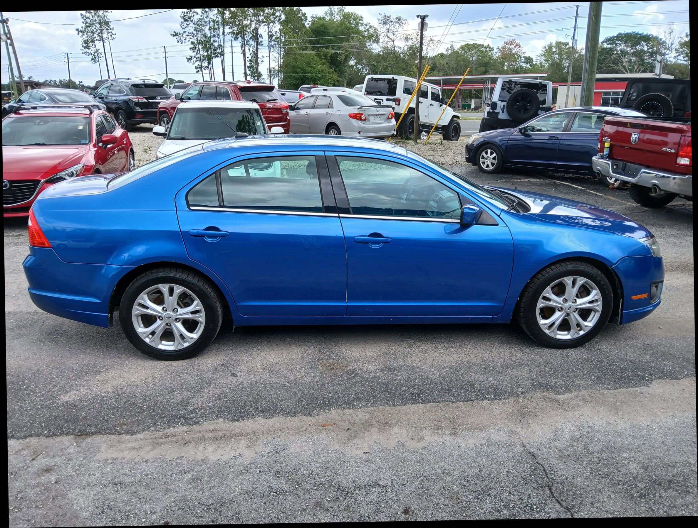 Used 2012 Ford Fusion SE image 6