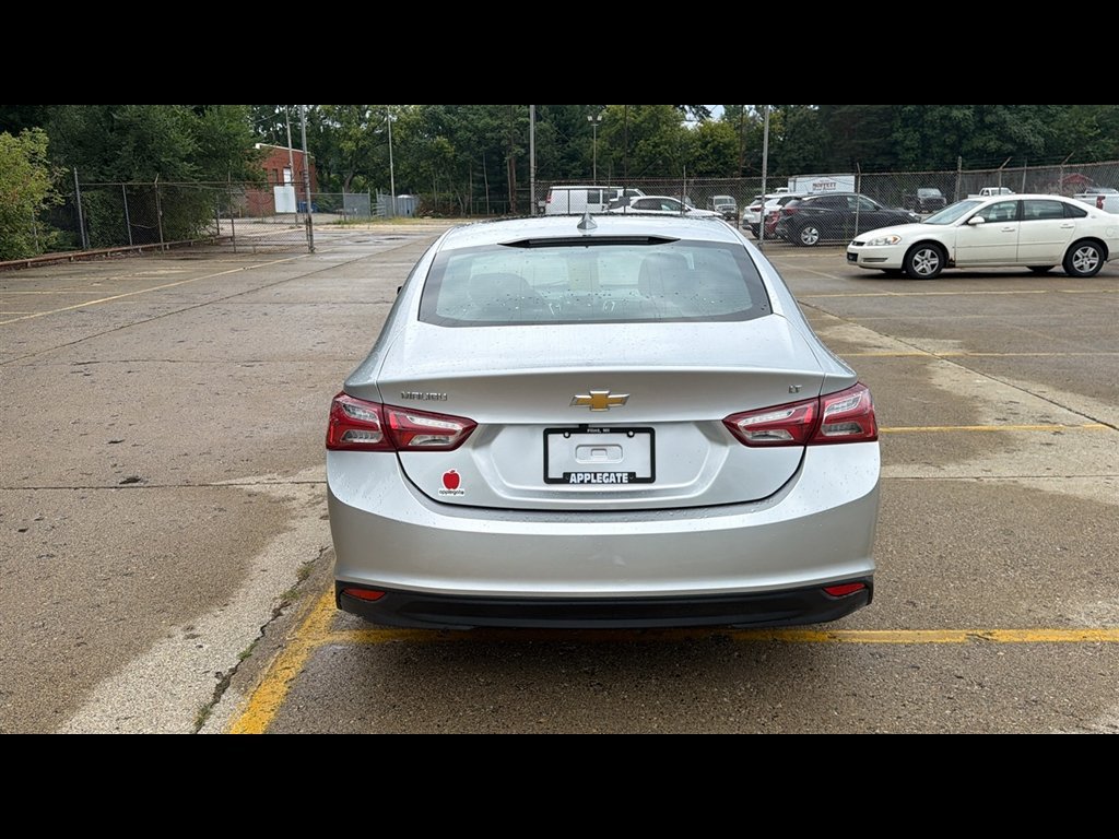 Used 2022 Chevrolet Malibu LT FWD image 26