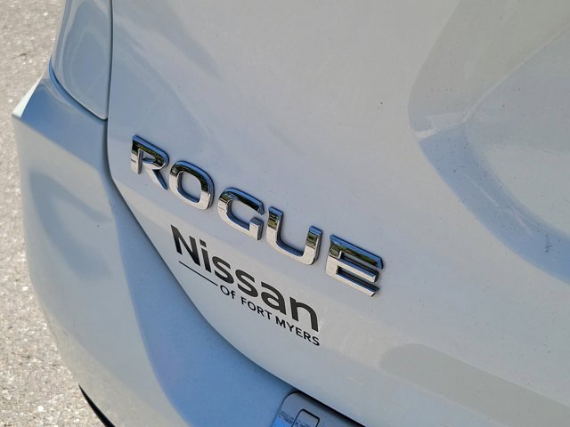 Used 2020 Nissan Rogue S image 13