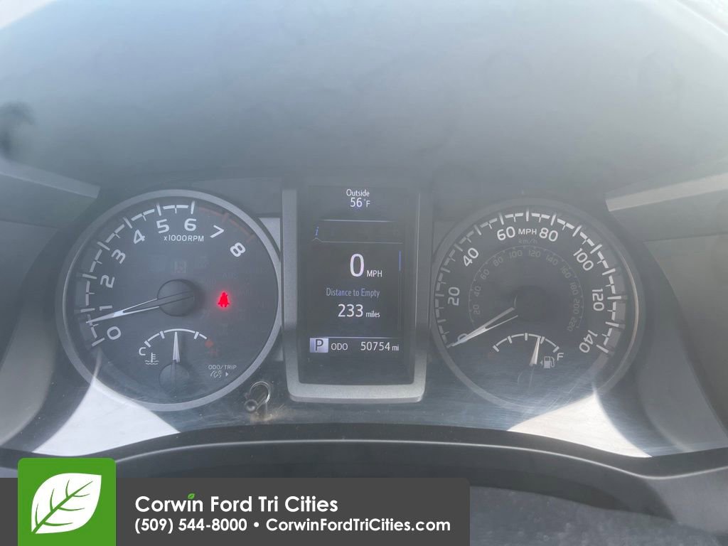 Used 2017 Toyota Tacoma TRD Off-Road w/ Premium & Technology Package AWD/4WD image 2