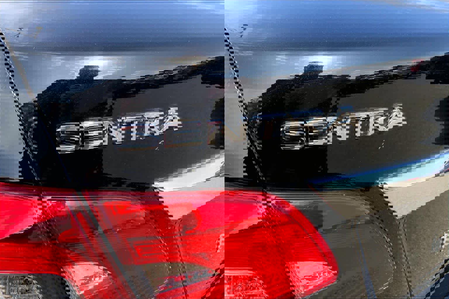 Used 2019 Nissan Sentra SV w/ Special Edition Package image 32