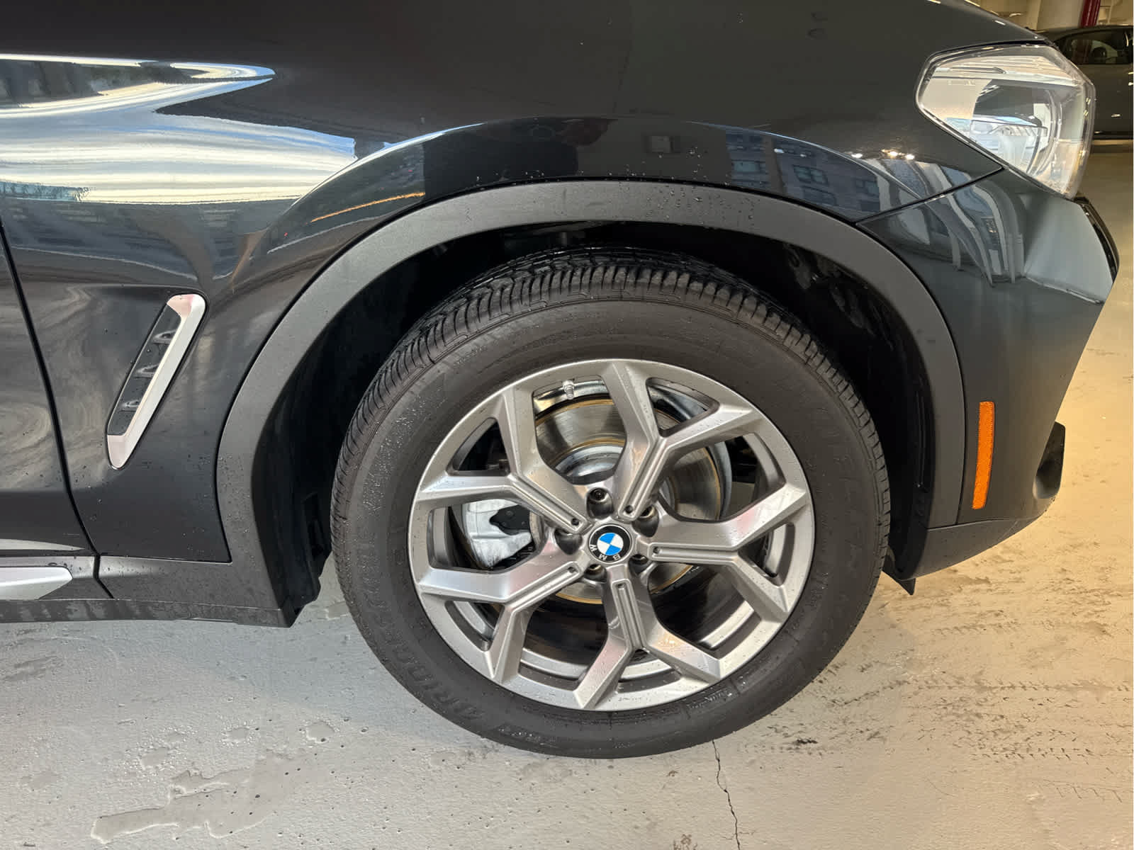 Used 2021 BMW X4 xDrive30i w/ Premium Package AWD/4WD image 8
