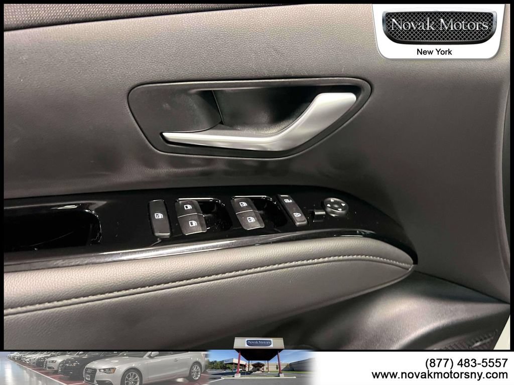 Used 2024 Hyundai Santa Cruz Limited AWD/4WD image 17